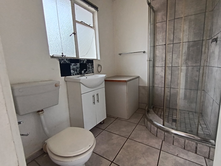 1 Bedroom Property for Sale in Bergsig Western Cape